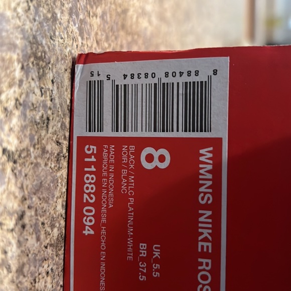 Women’s Nike Rosherun - Picture 7 of 7